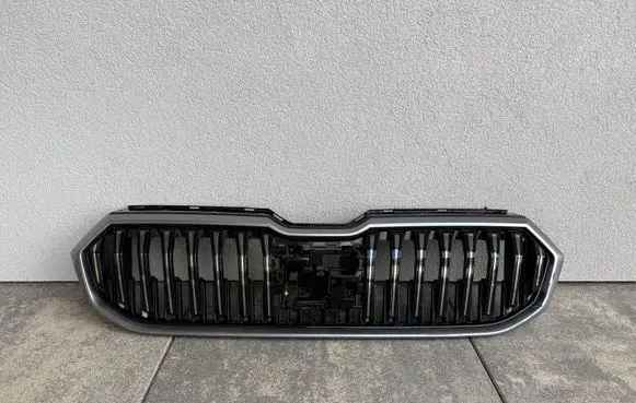 Skoda Superb B9 Front grill 3B0853653A