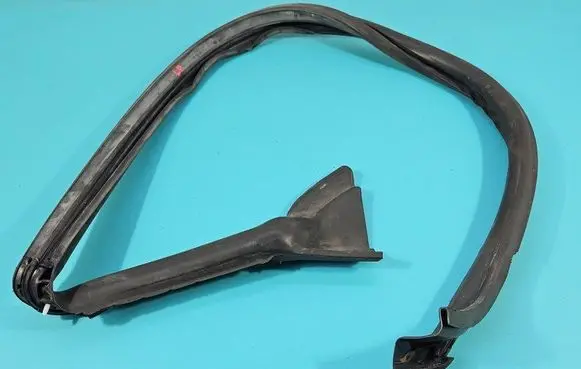 Ford Mustang V Front door rubber seal S197-Z07 IMPRK1464502