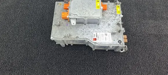Peugeot 208 II Voltage converter inverter 9843998780 9694759780 9841838580
