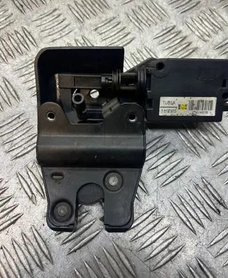 BMW 7 E65 E66 Tailgate/trunk/boot lock/catch/latch 7014870