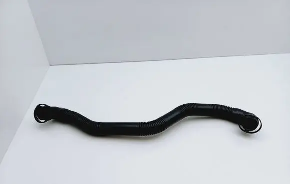 Audi A4 S4 B6 8E 8H Breather hose/pipe 8E0133889E