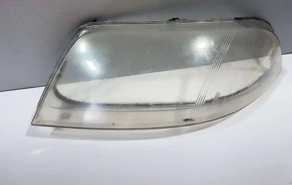 Volkswagen PASSAT B5.5 Headlight part 