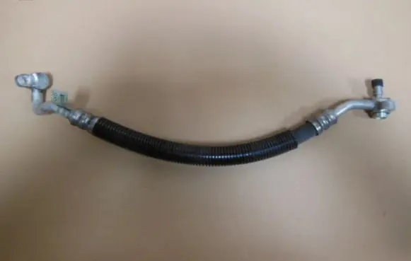 Jeep Cherokee Air conditioning (A/C) pipe/hose 55038019AD