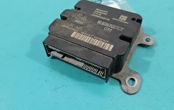 Renault Trafic III (X82) Airbag control unit/module 985106142R IMPRK1545699