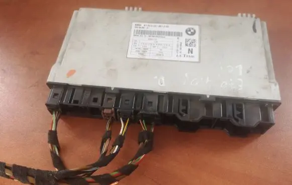 BMW X5 E70 Other engine bay part 9221861