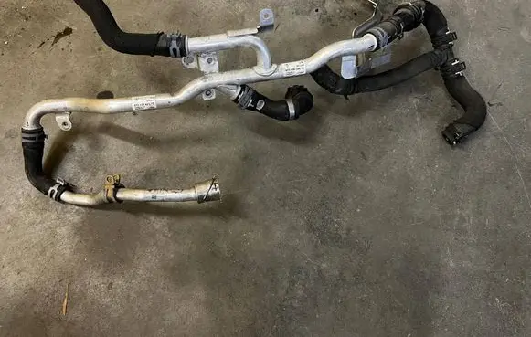 Porsche Panamera (970) Air conditioning (A/C) pipe/hose 97010642115 97010604916 97010604510