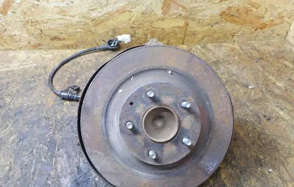 Mazda CX-5 II Rear wheel hub spindle/knuckle 