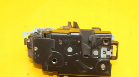 Seat Toledo III (5P) Front door lock 3D1837015