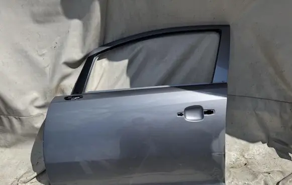 Opel Corsa D Front door