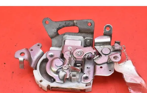 Dacia Dokker Rear door lock