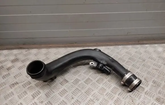 Alfa Romeo Stelvio Turbo air intake inlet pipe/hose 05281937AC 05281935AC