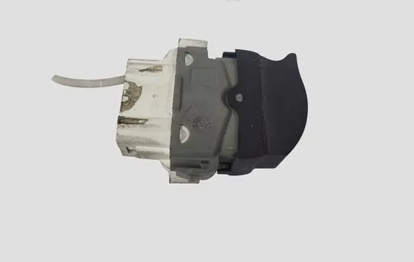 Renault Scenic II - Grand scenic II Wing mirror switch 28082
