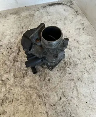 Volkswagen Transporter - Caravelle T5 EGR valve 076128063a