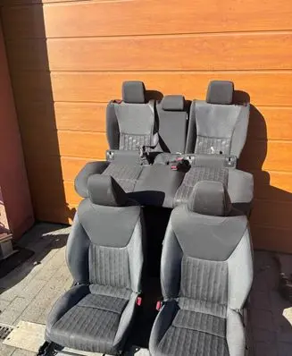 Toyota Yaris XP210 Seat set