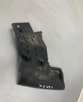 Volvo V60 Front bumper mounting bracket 31328428