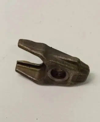 Renault Laguna III Fuel Injector clamp holder 