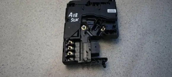 Mercedes-Benz SLK R172 Positive cable (battery) 580710111138