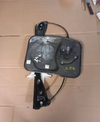 Skoda Fabia Mk2 (5J) Rear door manual window regulator 