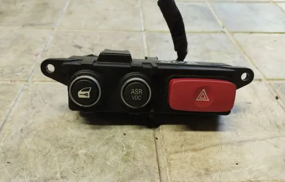 Alfa Romeo 159 Hazard light switch 156067821 156067820 237803