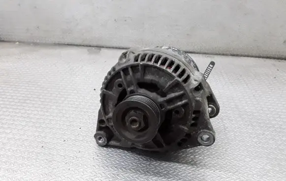 Audi A4 S4 B5 8D Generator/alternator 0123510033 058903016C