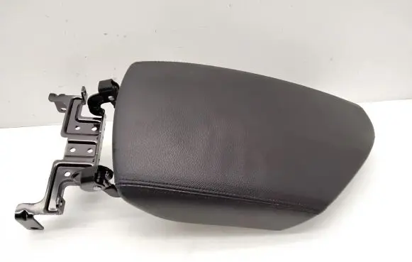 Hyundai i40 Armrest