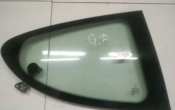 Peugeot 207 Rear side window as2