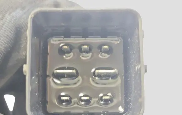 Volvo V40 Glow plug pre-heat relay 9809931580 51299080A