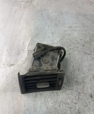 Audi A4 S4 B6 8E 8H Dashboard side air vent grill/cover trim 8E0820901F 8E0820901