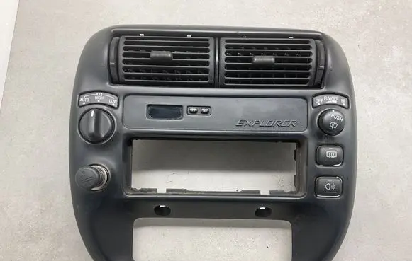 Ford Explorer Other center console (tunnel) element F67D7804302 T4267