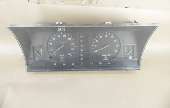 Skoda Favorit (781) Speedometer (instrument cluster) 443439085010 305100
