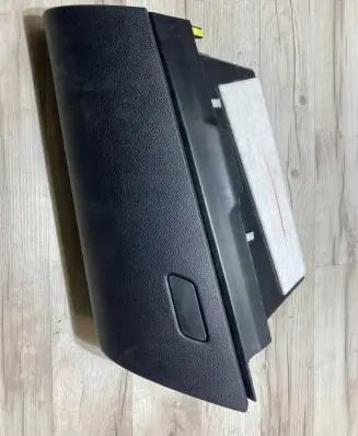 Toyota Hilux VIII Glove box set 55041kk030