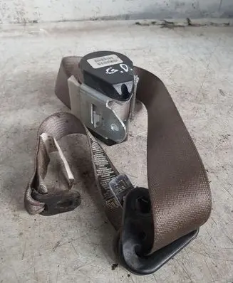Dodge Caliber Rear seatbelt