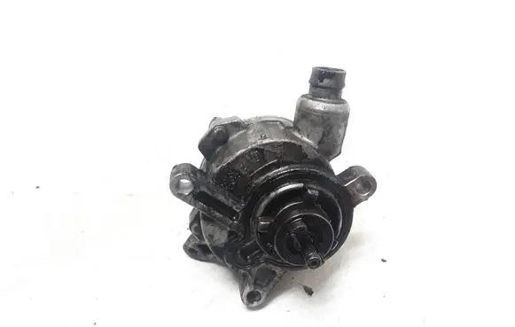 Volvo S80 Vacuum pump 30731825