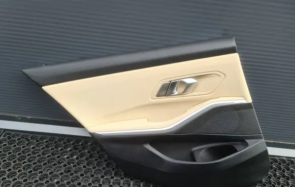 BMW 3 G20 G21 Coupe rear side trim panel 