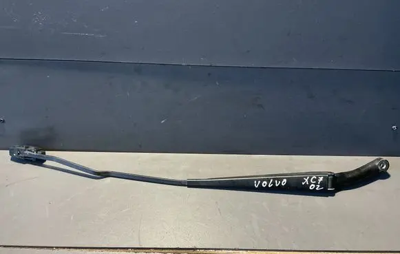 Volvo V70 Front wiper blade arm 8624246 SP8624269