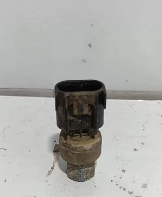 GMC Sierra 2500 Fuel pressure sensor 13579380