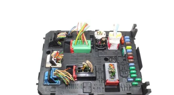 Peugeot RCZ Fuse module 28119759