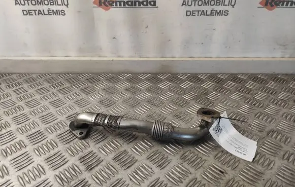 Skoda Octavia Mk2 (1Z) EGR valve line/pipe/hose 03G131521AF