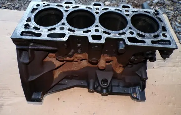 Nissan Qashqai Engine block 434677