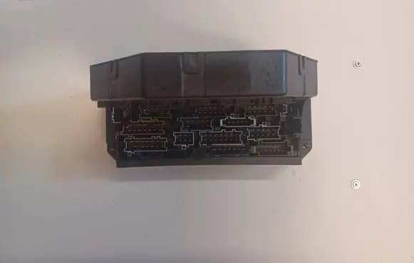 Mercedes-Benz CLS C218 X218 SAM control unit A2129004911