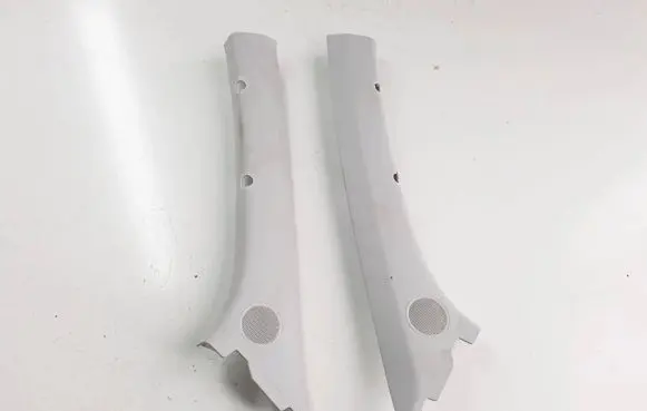 Volkswagen Amarok (A) pillar trim
