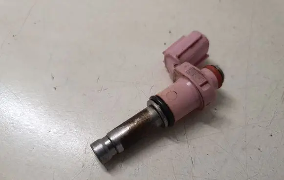 Lexus GS 300 350 430 450H Fuel injector 2325031070