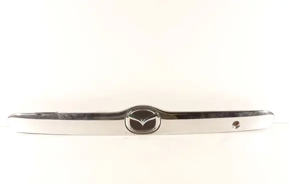 Mazda Tribute Trunk door license plate light bar E11050811