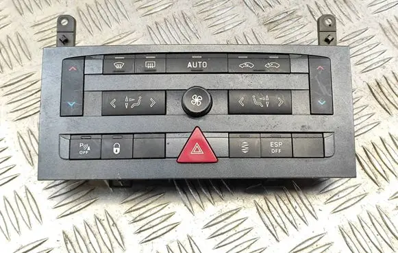 Peugeot 407 Climate control unit 96573322