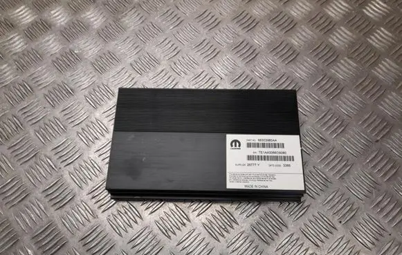 Jeep Grand Cherokee Sound amplifier 68303980AA