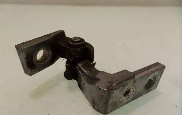 Audi A4 S4 B6 8E 8H Front door upper hinge