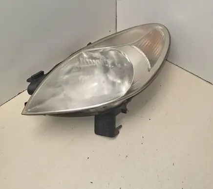 Citroen Xsara Picasso Headlight/headlamp 4406155