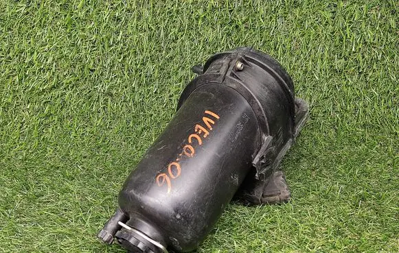 Iveco Daily 4th gen Fuel filter housing 42555920