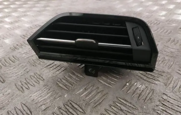 Audi Q3 F3 Dashboard air vent grill cover trim 83B820902