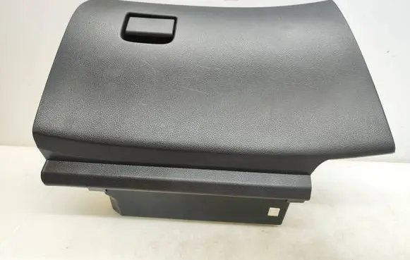 Nissan Qashqai Glove box 685104EH0A 685P34EH0A